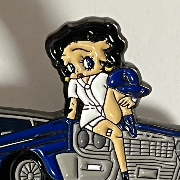 LA Dodgers Betty Boop Car Hats Pin Pins Streetwear Bag Baseball Fitted New Era - Picture 2 of 8